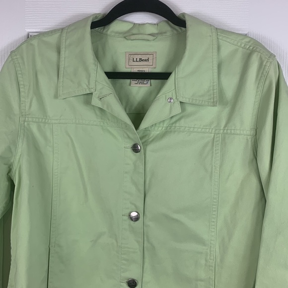 L.L. Bean mint green long sleeved 100% cotton button up jacket size women’s Lg - Picture 2 of 7